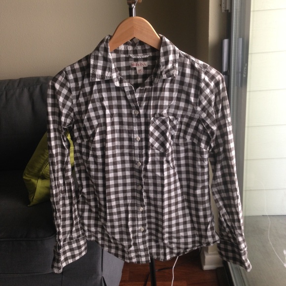 Merona Tops - Merona plaid button down in EUC